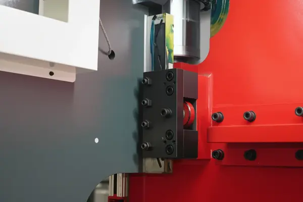 China Strict Inspection Hydraulic Press Brake Oil Cylinder